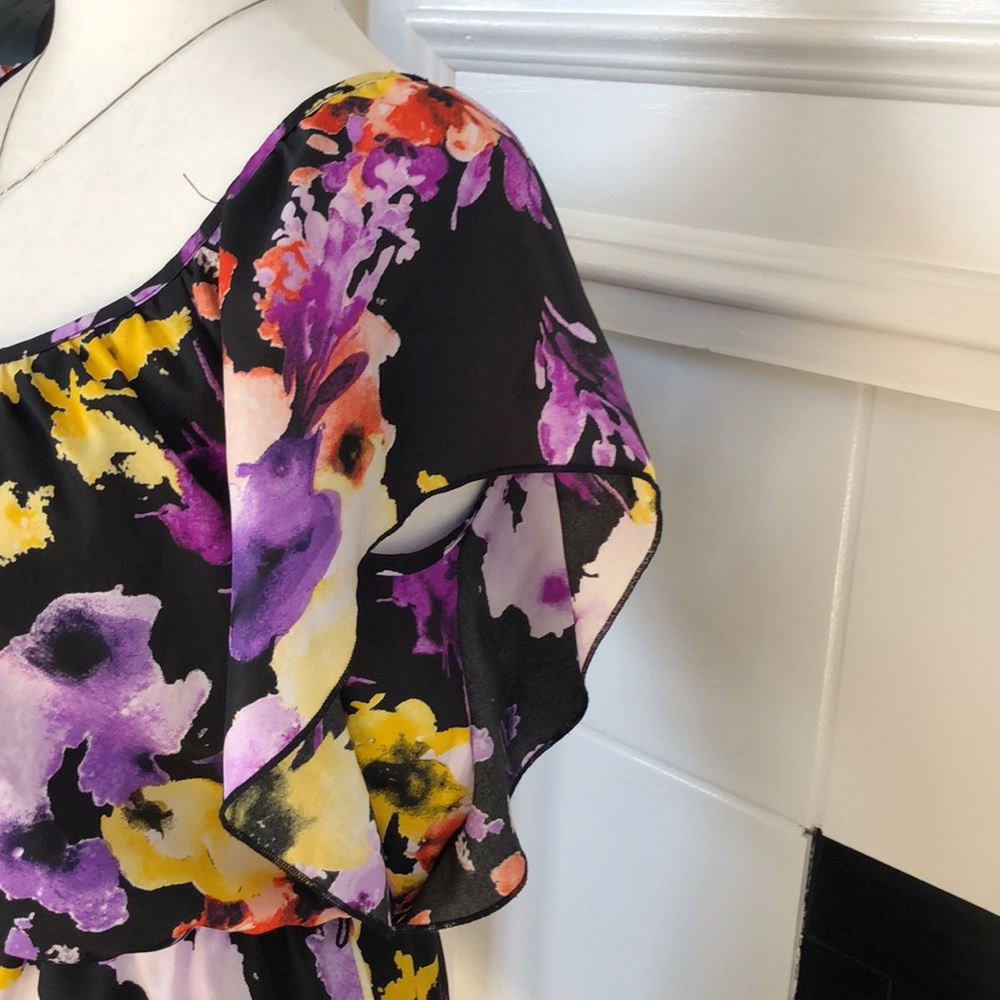 🌺6 Degrees mini dress🌺 - Picture 3 of 6